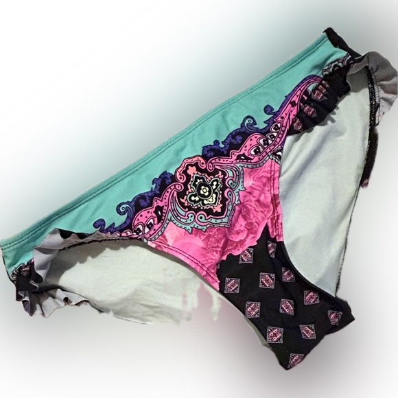 👙OP Bikini scrunch bottom, multi color Size M, great condition - Picture 1 of 7